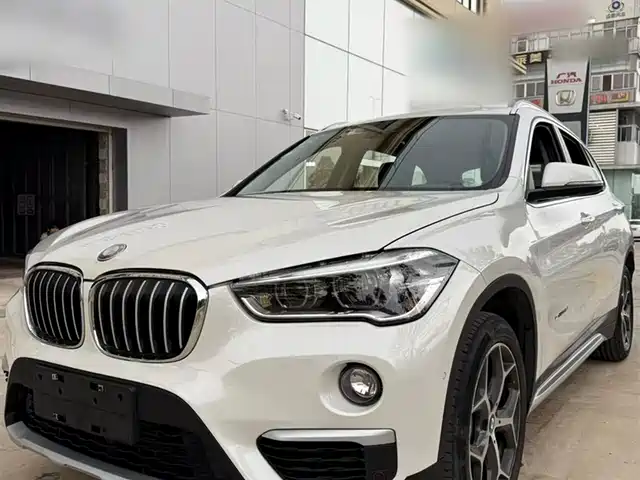 Bmw Bmw X1 Bmw X1 2016 Sdrive18li Luxury Model — фото