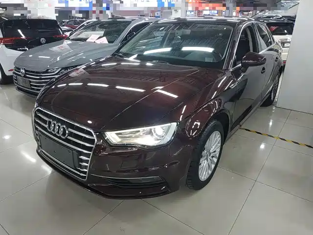Audi Audi A3 Audi A3 2015 Limousine 35 Tfsi Millionth Commemorative Smart Collar Model — фото
