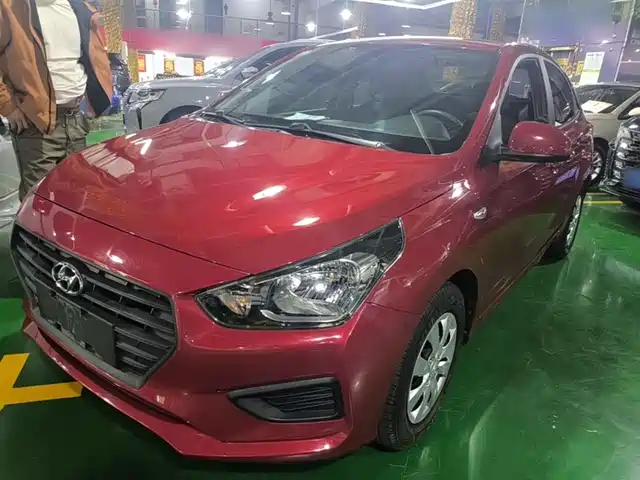 Hyundai Reina Rena 2020 1.4l Manual Gl Refreshed Version