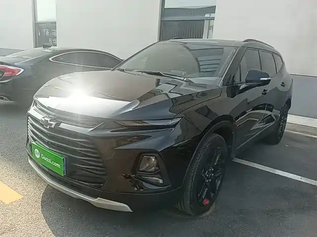 Chevrolet pioneer Trailblazer 2022 Light Hybrid 650t Redline 7-Seater Ting Version — фото