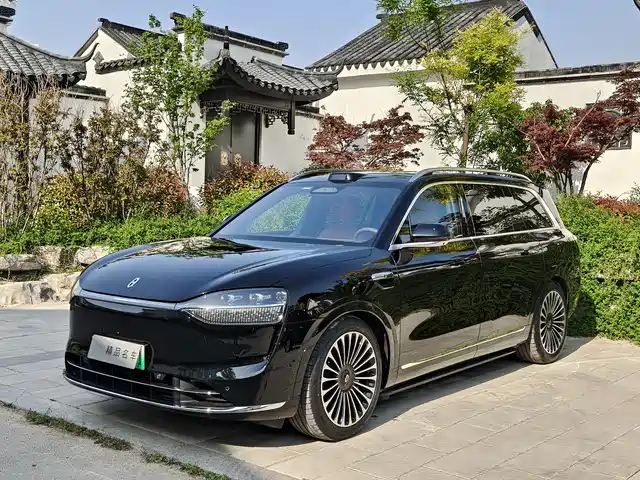 Aito Asks The World Wenjie M9 Wenjie M9 2025 Extended Range Ultra Version 52kwh 6-Seater Version