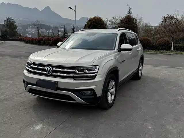 Volkswagen Tuang Touron 2019 380TSI four-wheel drive comfort version National V — фото
