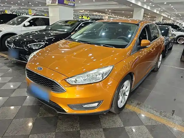 Ford Fox Focus 2017 Hatchback 1.6l Automatic Comfort Smart Mobility Version