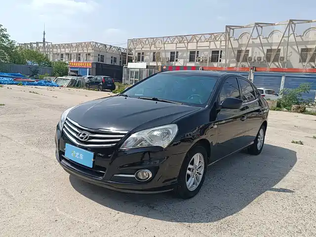 Hyundai Joyful Yuedong 2011 1.6l Manual Comfort Model — фото