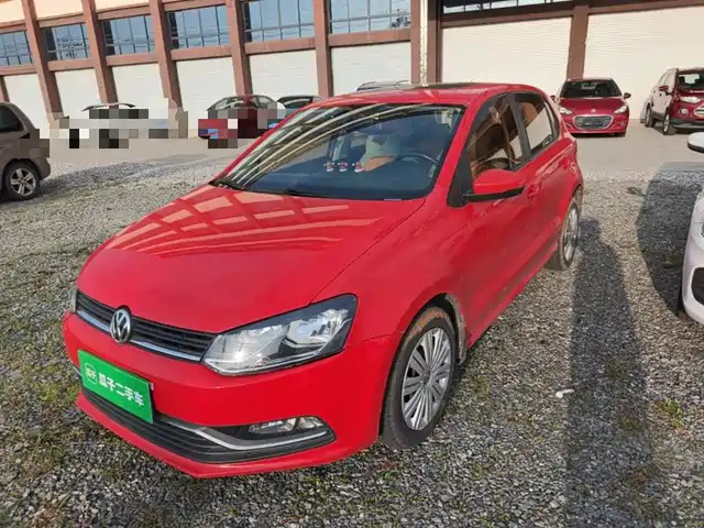 Volkswagen Polo Polo 2016 1.6l Automatic Comfort Model — фото