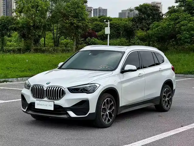 Bmw Bmw X1 Bmw X1 2022 Sdrive25li Leading Model — фото