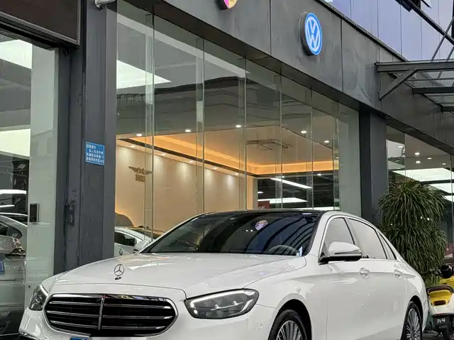 Mercedes-Benz Mercedes-Benz E-Class Mercedes-Benz E-Class 2021 E 300 L Luxury Model — фото
