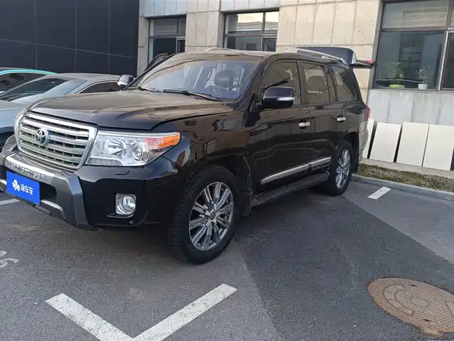 Toyota Land Cruiser (Imported) Land Cruiser (Imported) 2015 4.0l V6 Middle East Limited Edition