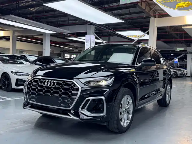 Audi Audi Q5l Audi Q5l 2022 40t Fashionable And Dynamic Model — фото