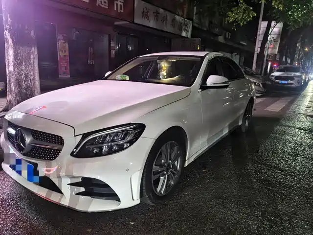 Mercedes-Benz Mercedes Benz C Class Mercedes-Benz C-Class 2019 C 180 L Fashionable Sports Edition — фото