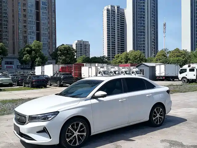 Geely Automobile Emgrand Emgrand 2023 4th Generation Champion Edition 1.5l Cvt Flagship Model — фото