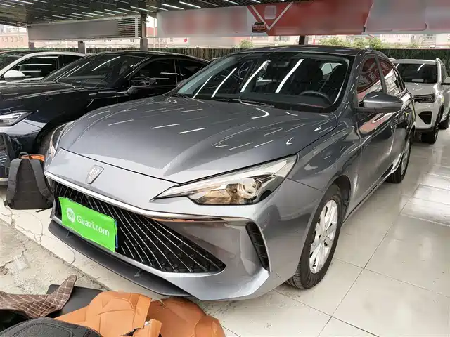 Roewe Roewe I5 Roewe I5 2023 1.5l Manual Comfort Edition — фото