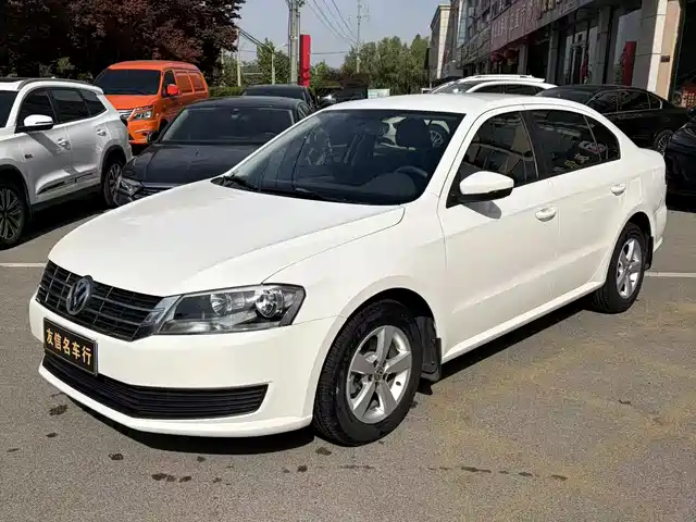 Volkswagen Lavida Lavida 2013 Facelift Classic 1.6l Automatic Fashion Version — фото