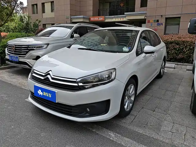 Citroën C4 Sega C4 Sega 2016 1.6l Automatic Comfort Type — фото