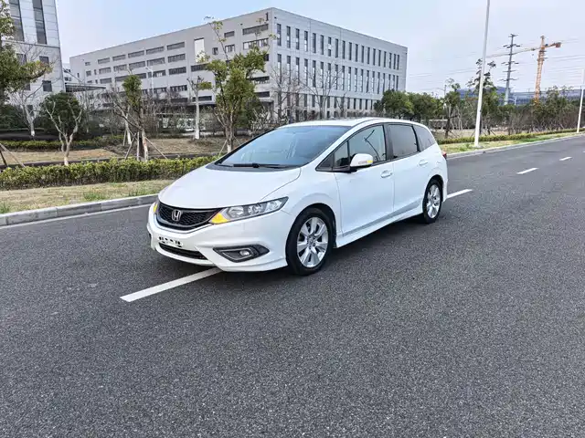 Honda Jed Jade 2014 1.8l Automatic Comfort Elite Version 5 Seats