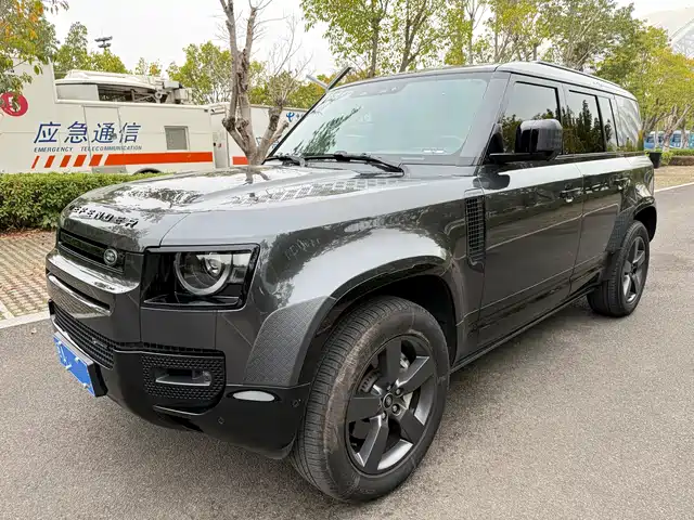 Land Rover Land Rover Defender Land Rover Defender 2023 Facelift 110 3.0t P400 X-Dynamic Hse — фото