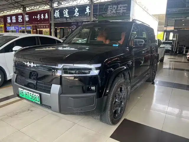 Equation Leopard Titanium 7 Titanium 7 2025 190KM four-wheel drive Ultra version