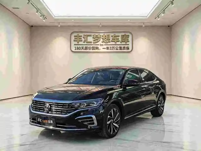 Volkswagen Passat Passat 2023 Facelift 330tsi Luxury Version — фото
