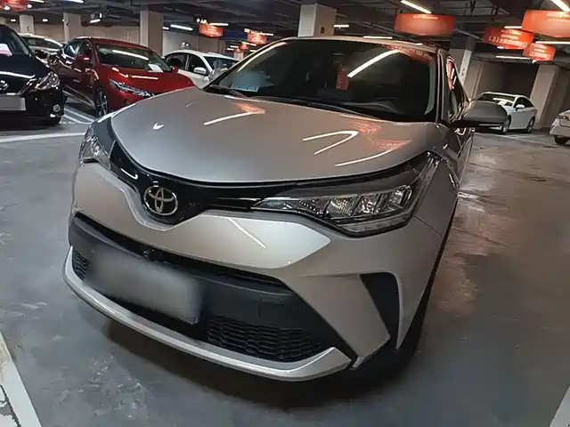 Toyota Toyota C-Hr Toyota C-Hr 2022 2.0l Comfort Edition — фото