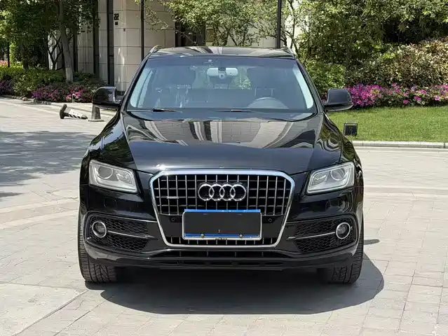 Audi Audi Q5 (Imported) Audi Q5 Imported 2013 45 Tfsi Quattro Sporty — фото