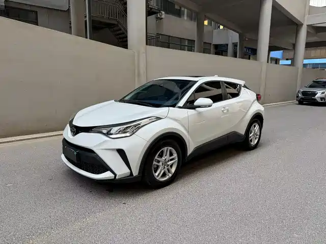Toyota Toyota C-Hr Toyota C-Hr 2021 2.0l Comfort Edition — фото