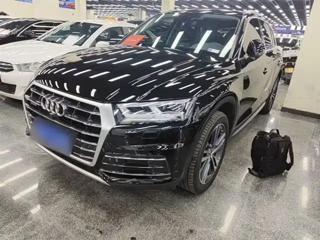 Audi Audi Q5l Audi Q5l 2020 45 Tfsi Exclusive And Elegant Model — фото