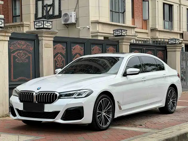 Bmw Bmw 5 Series Bmw 5 Series 2023 530li Leading M Sports Package — фото
