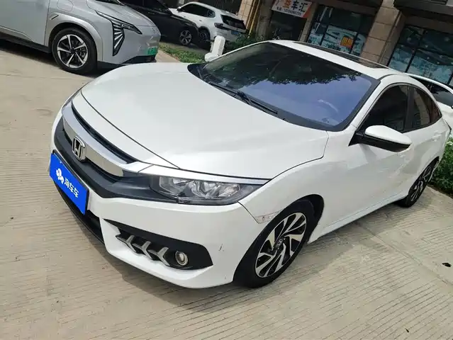 Honda Civic Civic 2016 220turbo Cvt Deluxe Edition — фото