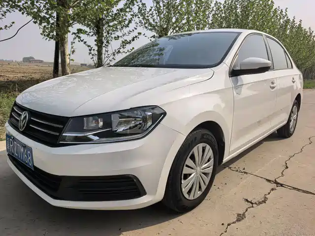 Volkswagen Santana Santana 2016 1.6l Automatic Fashion Version — фото