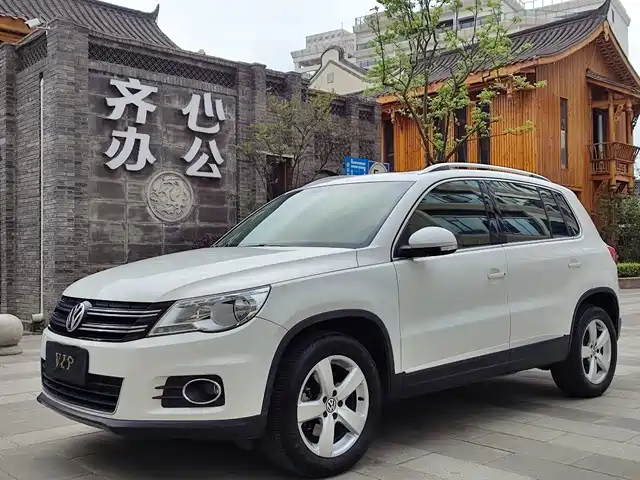 Volkswagen Tiguan Tiguan 2012 1.8tsi Automatic Four-Wheel Drive Elite Version — фото