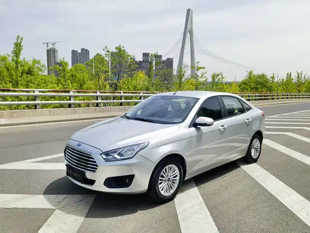 Ford Forrest Forex 2015 1.5l Automatic Comfort Model