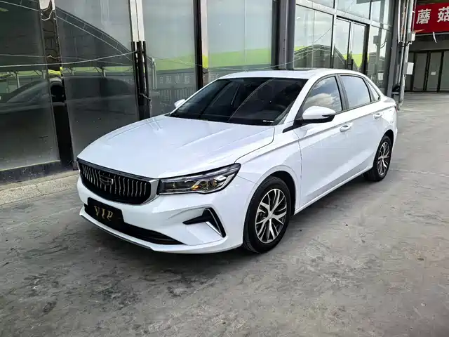 Geely Automobile Emgrand Emgrand 2023 4th Generation Champion Edition 1.5l Cvt Luxury Model — фото