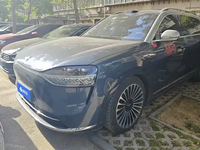 Aito Asks The World Wenjie M9 Wenjie M9 2024 Extended Range Max Version 42kwh 6-Seater Version — фото