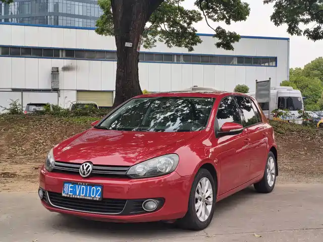Volkswagen Golf Golf 2012 1.6 Automatic Comfort Type — фото