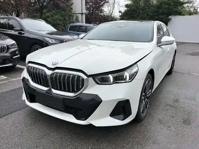 Bmw Bmw 5 Series Bmw 5 Series 2025 525li M Sports Package — фото