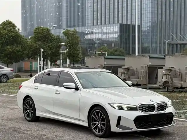Bmw Bmw 3 Series Bmw 3 Series 2025 330li M Sports Night Package