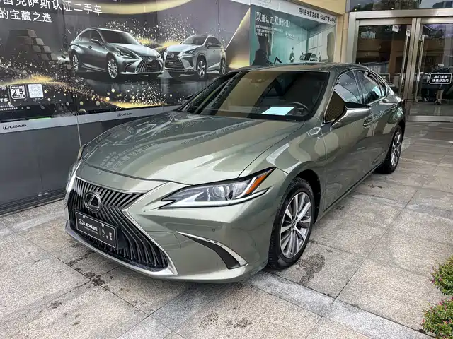 Lexus Lexus Es Lexus Es 2021 200 Excellence Edition — фото