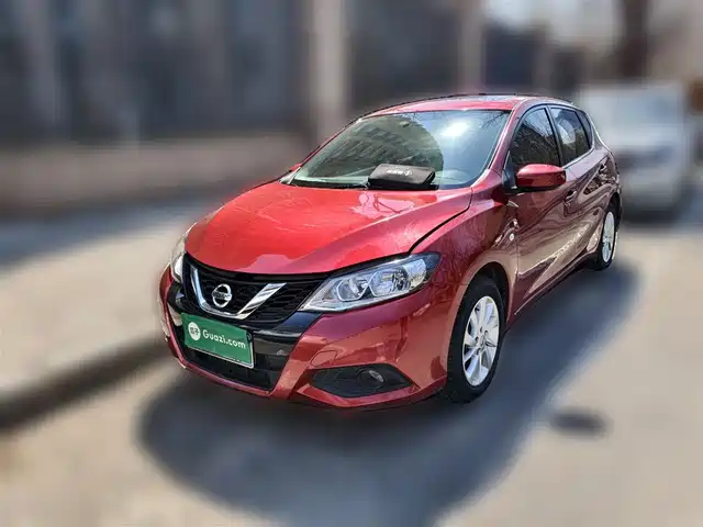 Nissan Tiida Tiida 2016 1.6l Cvt Cool Version — фото