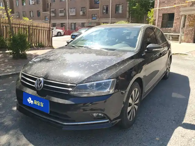 Volkswagen Sagitar Sagitar 2018 1.6l Automatic Comfort Model — фото