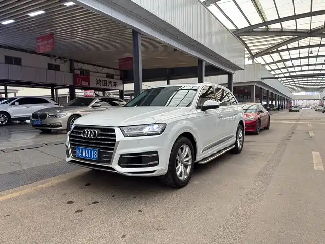 Audi Audi Q7 Audi Q7 2018 45 Tfsi Technology — фото