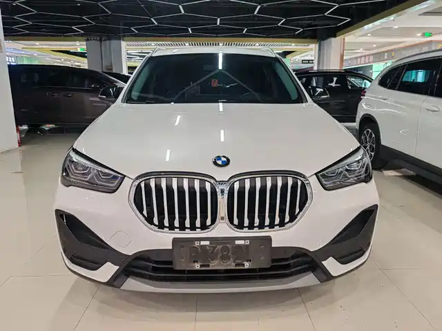 Bmw Bmw X1 Bmw X1 2022 Sdrive25li Leading Model — фото