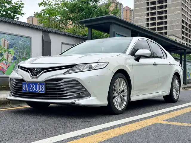 Toyota Camry Camry 2019 Facelift 2.5g Deluxe Edition — фото