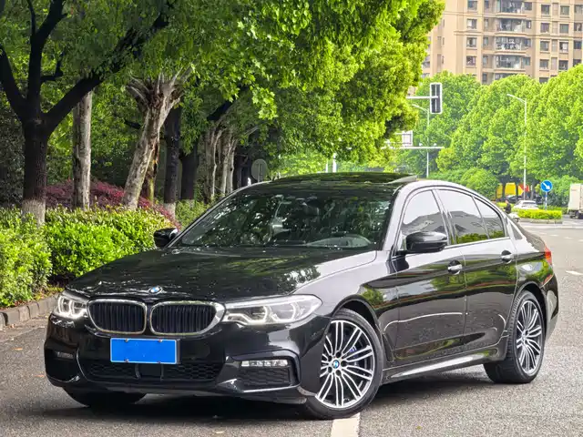 Bmw Bmw 5 Series (Imported) Bmw 5 Series (Imported) 2018 540i M Sports Package — фото