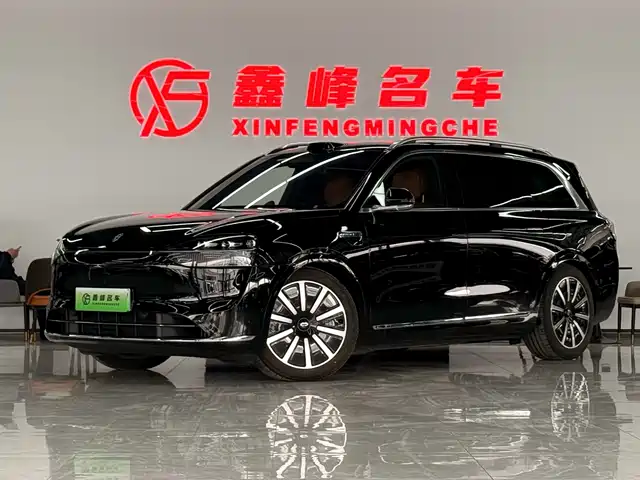 Aito Asks The World Wenjie M9 Wenjie M9 2025 Extended Range Max Version 52kwh 6-Seater Version — фото