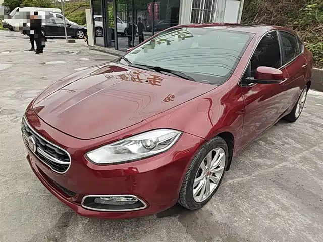 Fiat Feixiang Feixiang 2015 1.4T automatic smart version — фото