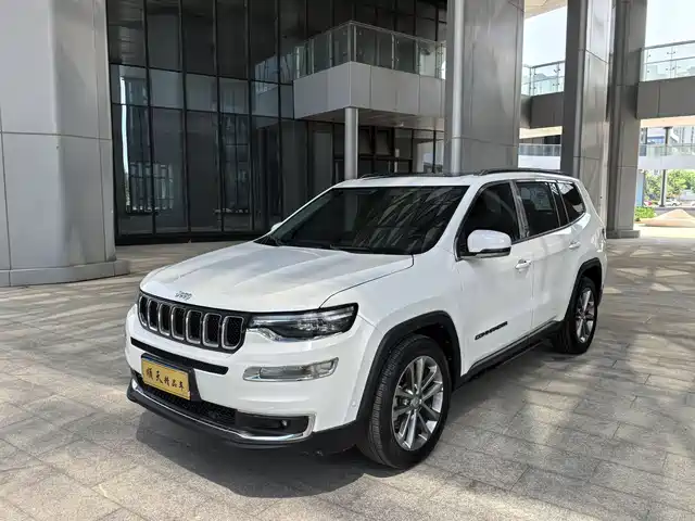 Jeep commander Commander 2018 2.0t 4wd Premium Edition National V — фото