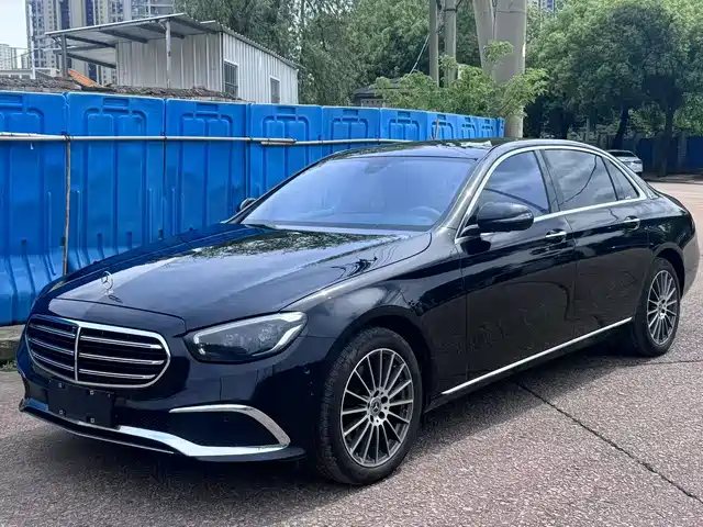 Mercedes-Benz Mercedes-Benz E-Class Mercedes-Benz E-Class 2023 E 260 L Sports — фото