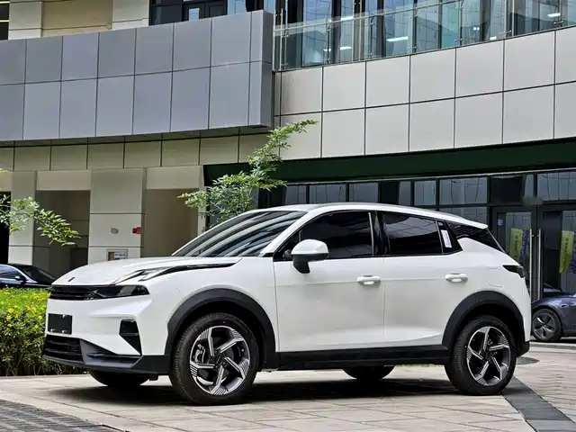Lynk & Co Lynk & Co 06 Lynk & Co 06 2025 Renew 1.5t Pro — фото