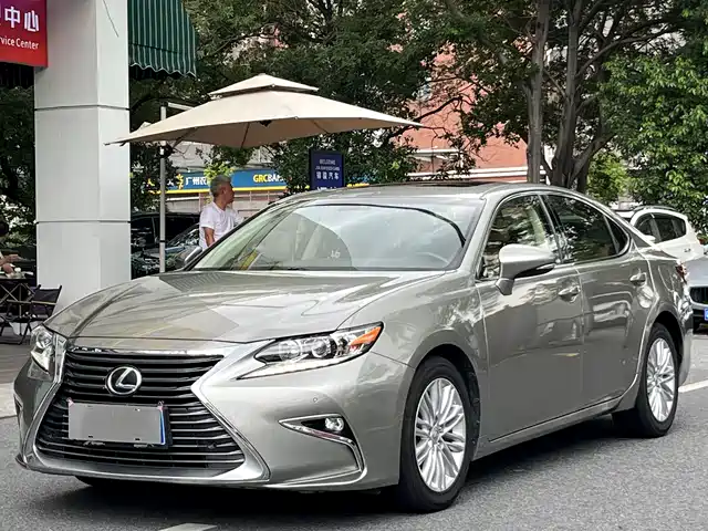 Lexus Lexus Es Lexus Es 2015 200 Elite Edition — фото