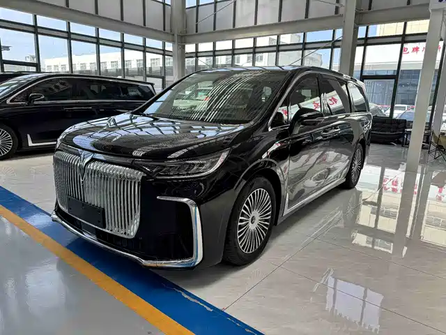 Lantu Automobile Lantu Dreamer Lantu Dreamer 2025 Phev Four-Wheel Drive Flagship Kunpeng Version